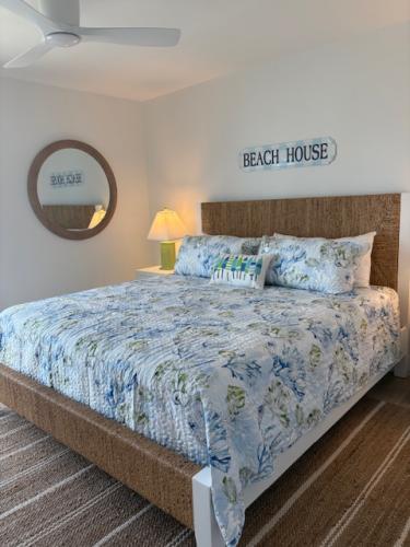 Guest bedroom #1